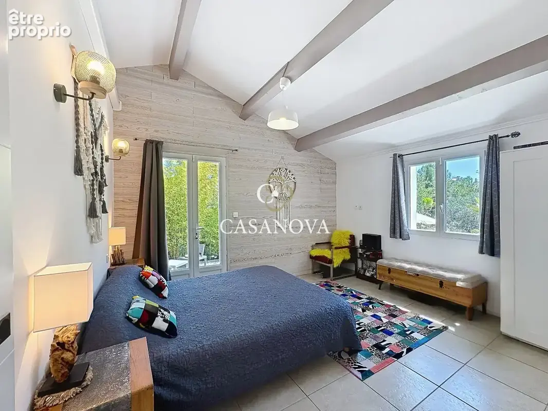 Proche de Gignac Deux habitations, appartement indépendant, deux piscines dans un cadre privilégié. - photo 8