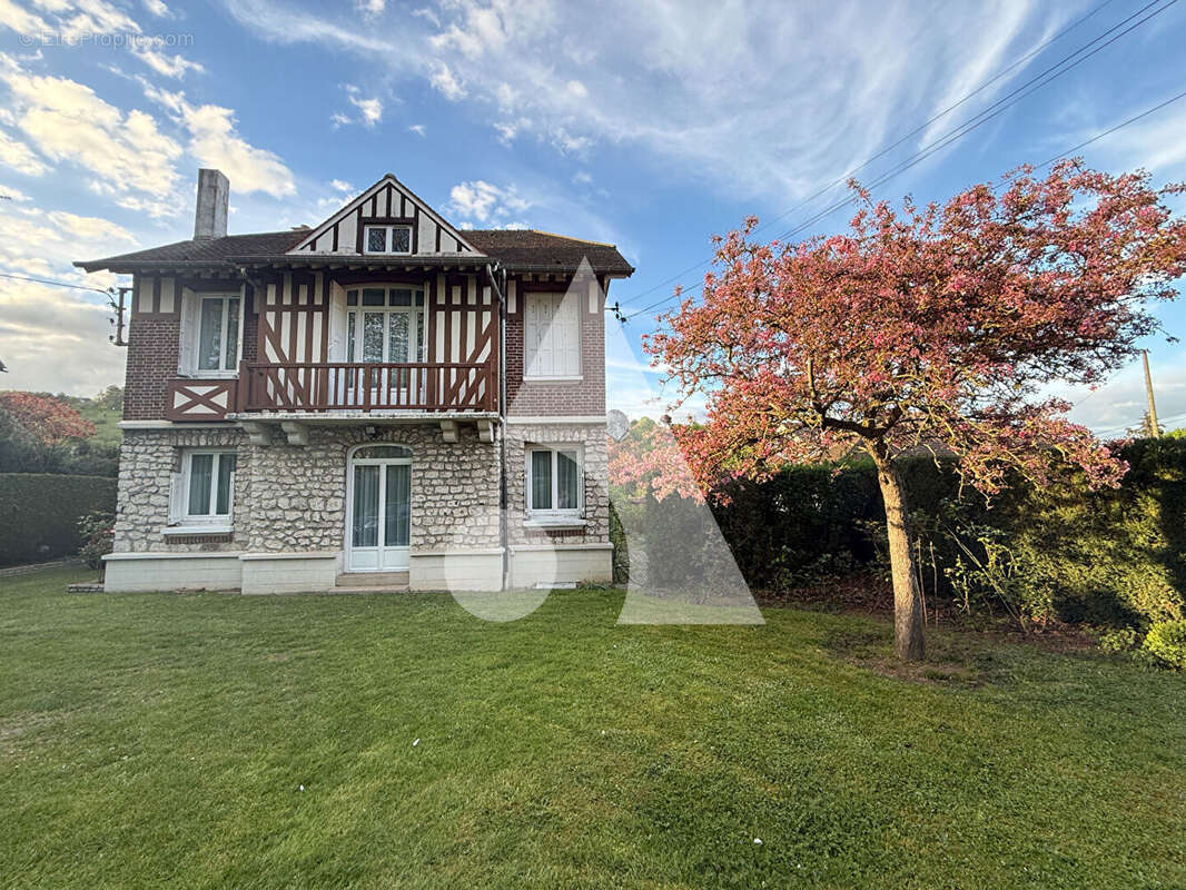 Maison à EVREUX