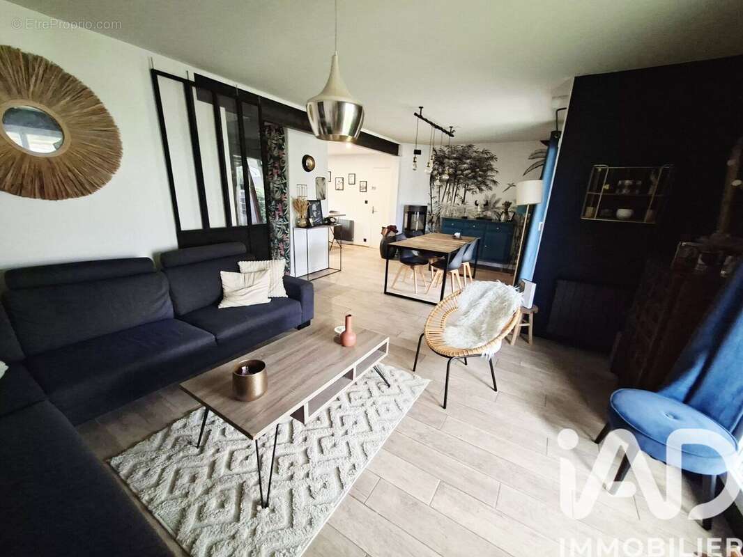 Photo 3 - Maison à SAINT-ETIENNE-DE-MONTLUC