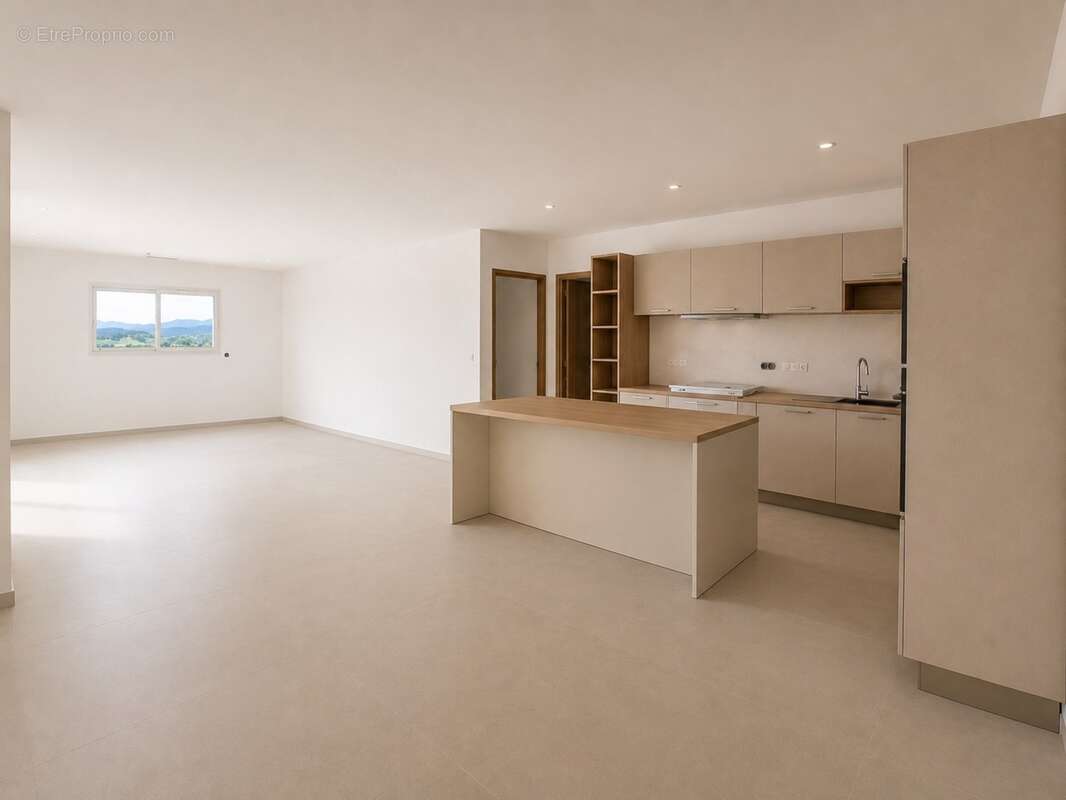 Villa contemporaine de plain-pied avec piscine et vue panoramique dans un environnement calme - photo 2