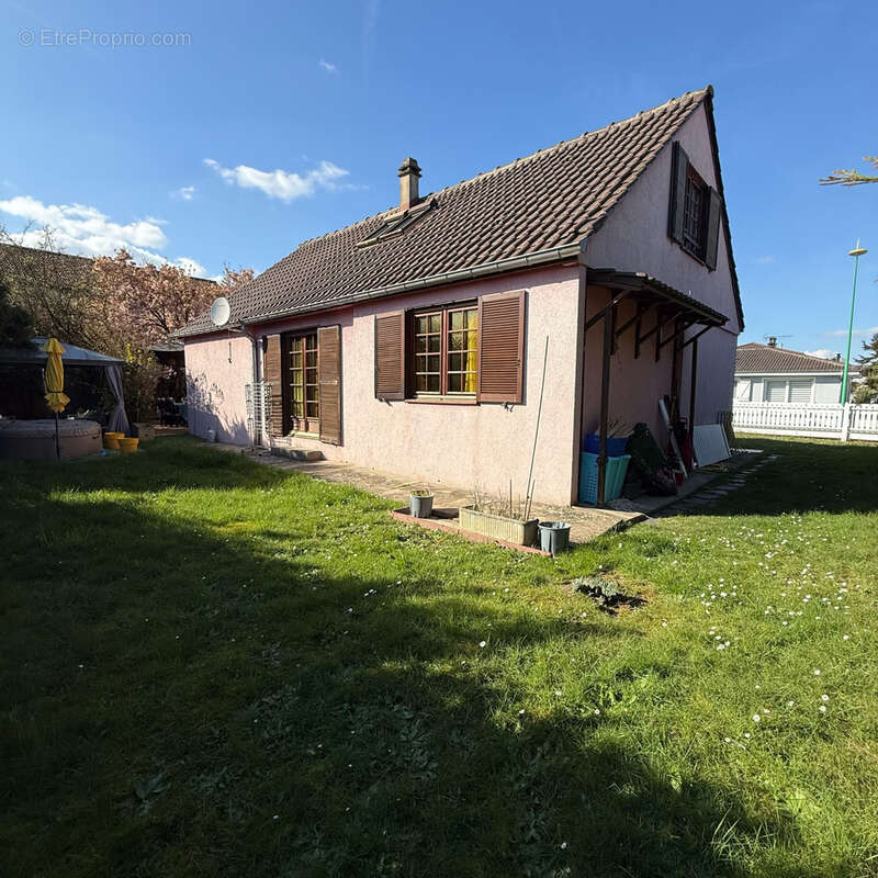 Maison à MAIZIERES-LES-METZ