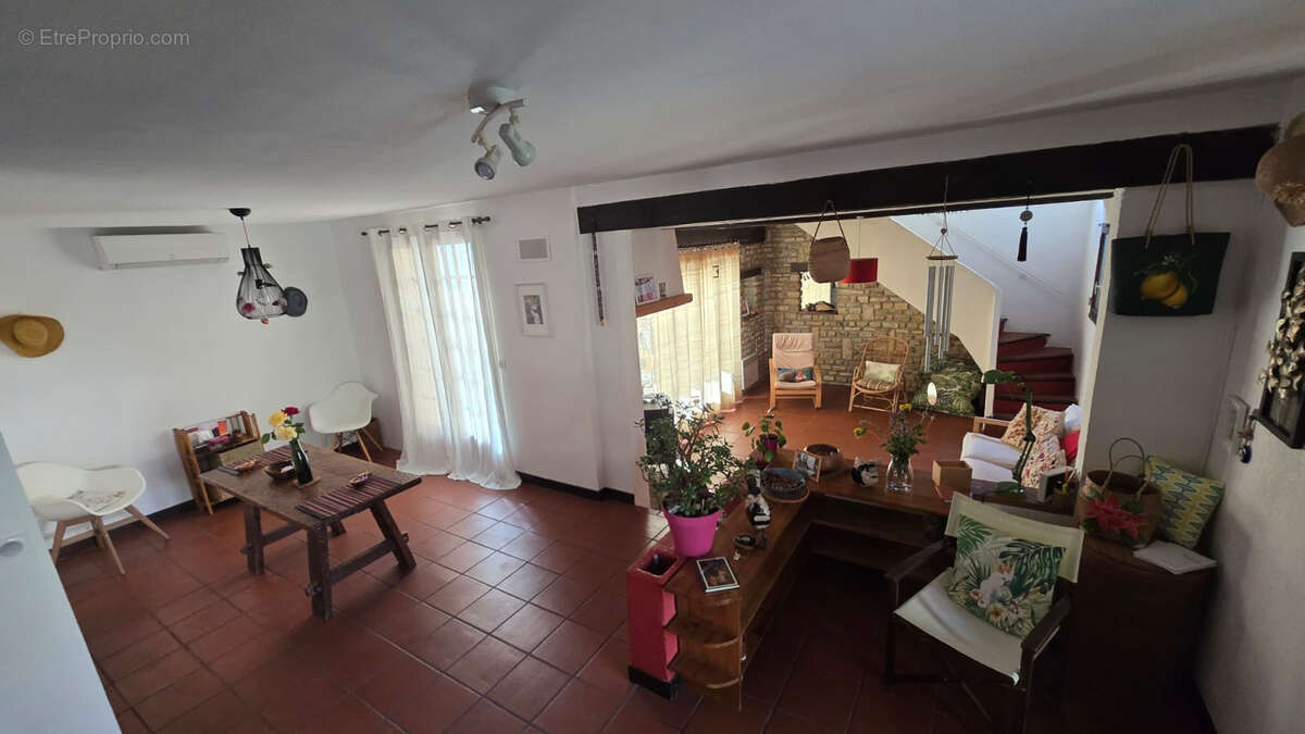 Maison à SAINT-MARTIN-DE-LONDRES