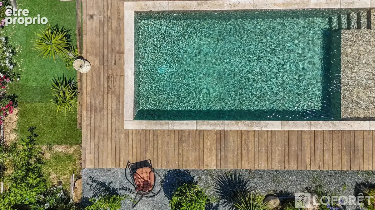 Villa de charme avec piscine effet pierre à 10 min des plages - photo 2