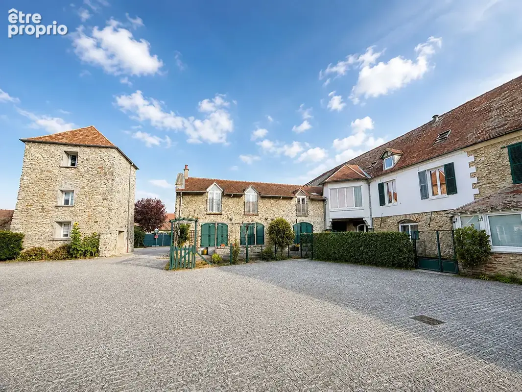 Appartement à ISLES-LES-VILLENOY