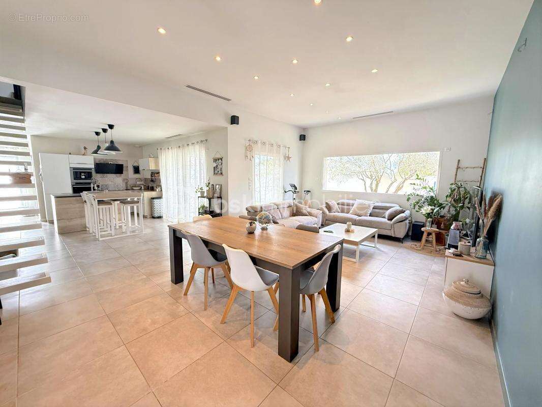 Maison 5 pièces piscine secteur VIGNERAIE - photo 3