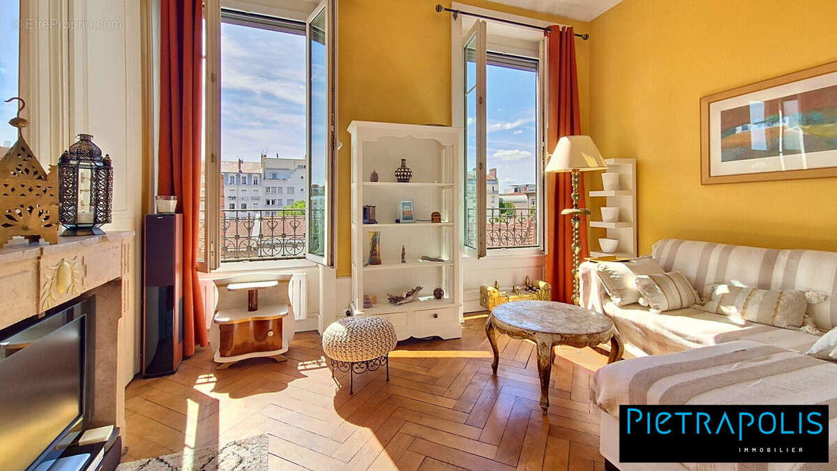 Appartement 94 m² à Lyon-7e  - photo 8