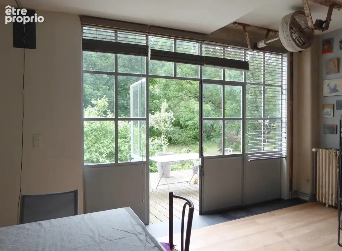 Maison 406 m² à Orbigny  - photo 8