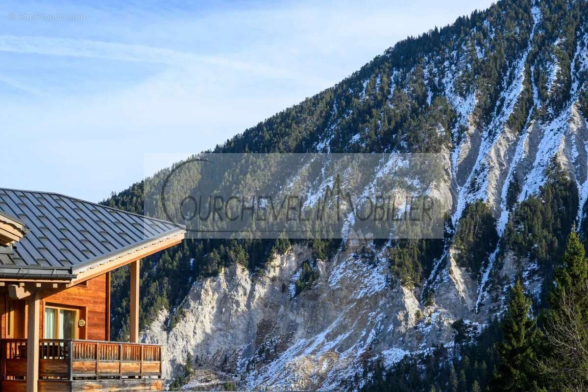 Appartement à LA PERRIERE