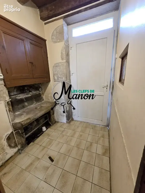 Maison pierres 2 chambres, terrain attenant et grange - photo 2