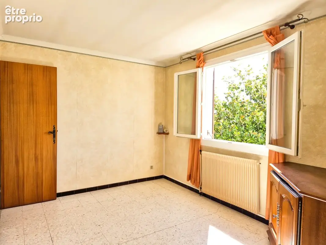 Maison avec garage et jardin en centre-ville - photo 11