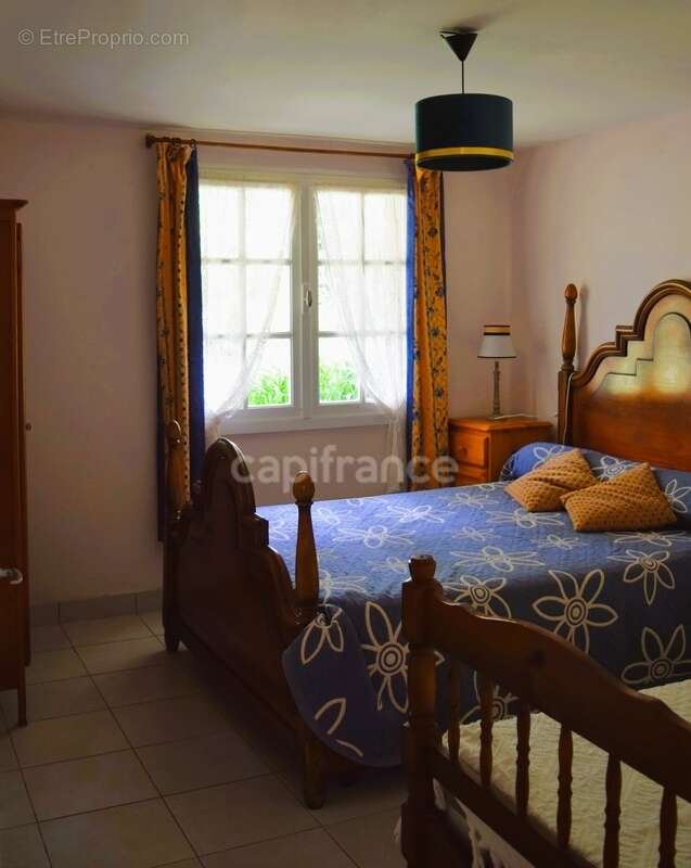 Maison à SAINT-URBAIN