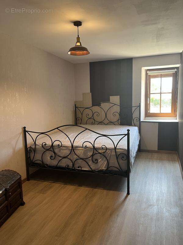 Maison 6 pièces 170 m² à vendre à Saint-Bonnet (16300) - photo 7