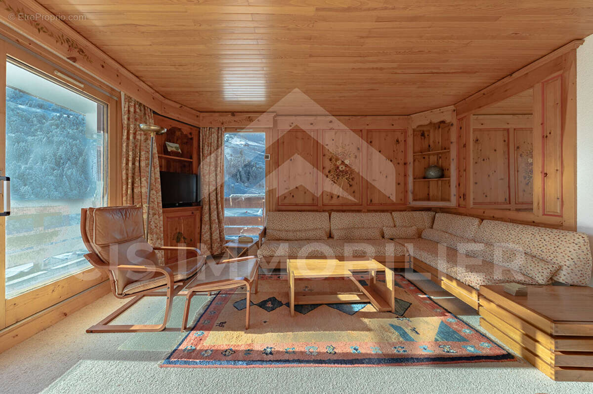 Appartement à LES ALLUES