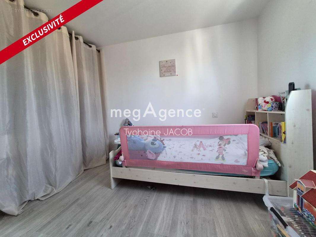 Maison familiale récente,  commerces et plage à pied - photo 8