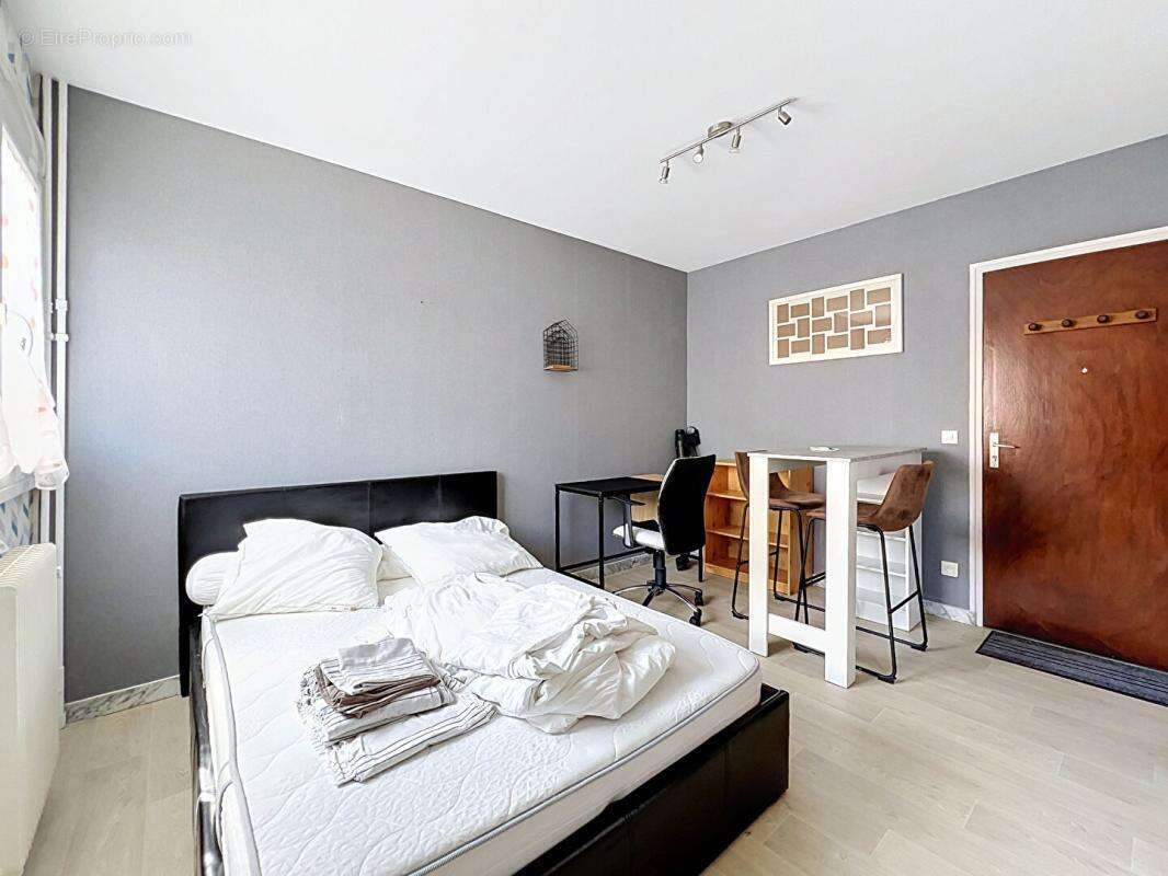 Clermont-Ferrand (63000) - Studio 17,32 m² avec cellier - Idéal Investisseur / Premier achat - photo 2