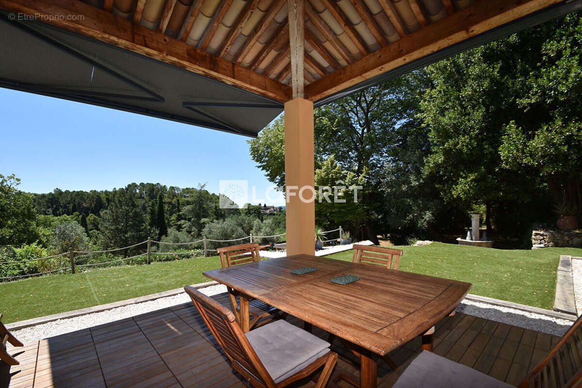 Maison à MONTAUROUX