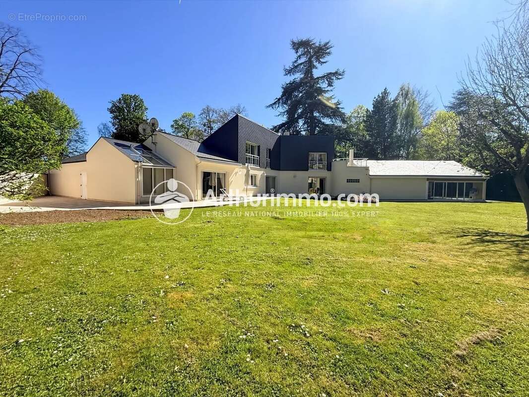 Maison à SOISY-SUR-SEINE