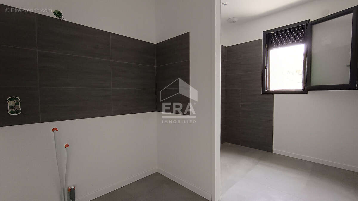 Maison à BRIVES-CHARENSAC