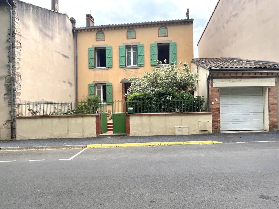 Maison à LABRUGUIERE