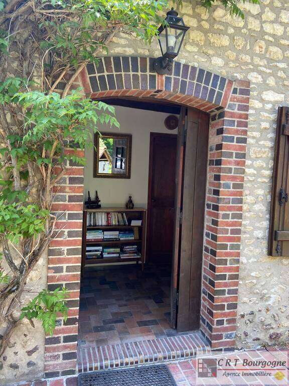 Maison à SAINT-MAURICE-LE-VIEIL