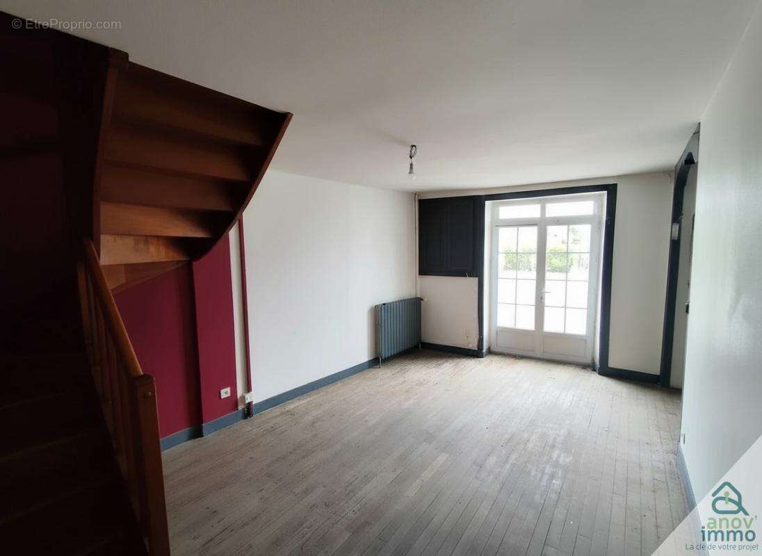 Appartement à SAINT-JUNIEN
