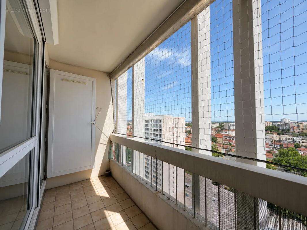 Appartement à VILLEURBANNE