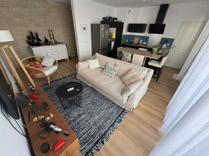 Appartement à ROQUEVAIRE
