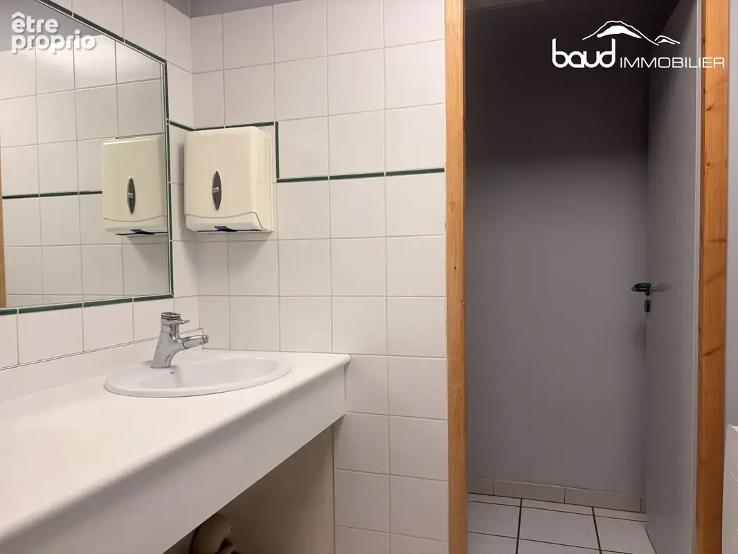 Commerce 130 m² à vendre à Villard-De-Lans (38250) - photo 8