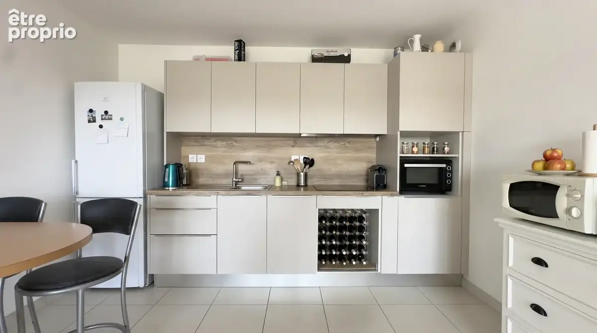 Exclusivité   Fond Pré  T3 loué avec terrasse, vue dégagée et garage - photo 5