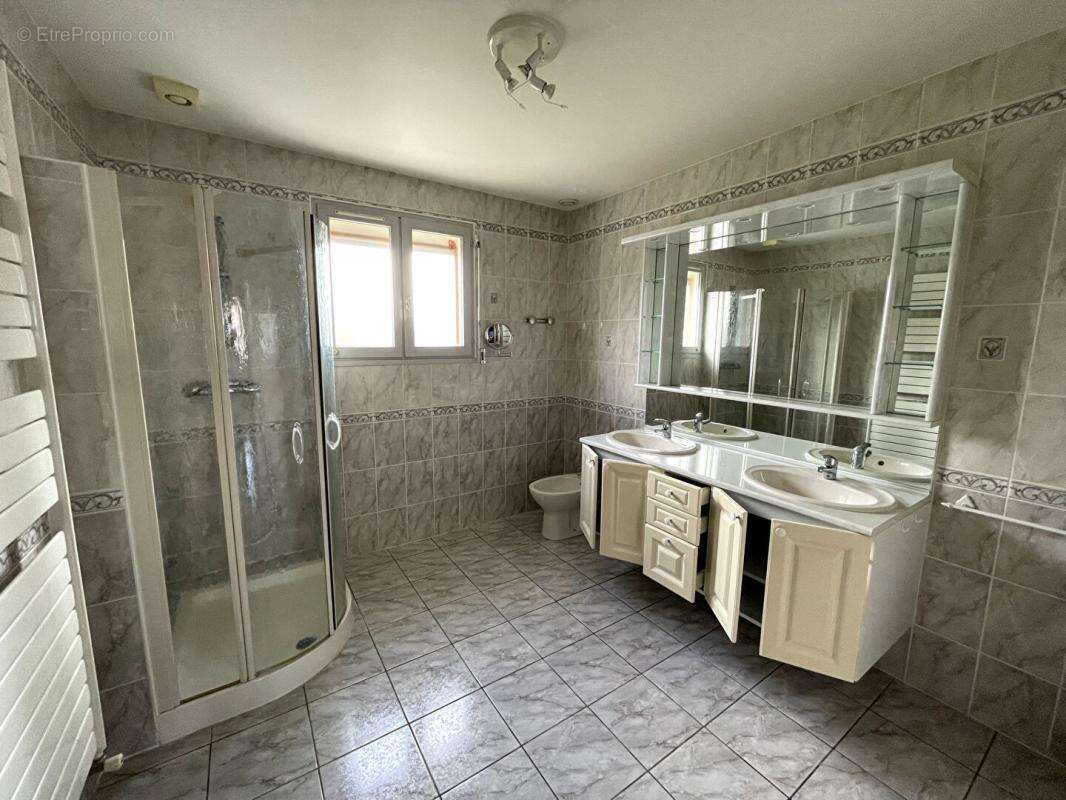 Maison à PAIMBOEUF