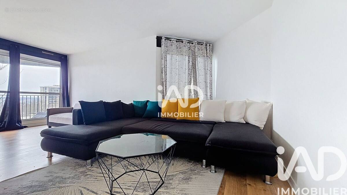 Photo 1 - Appartement à GRIGNY