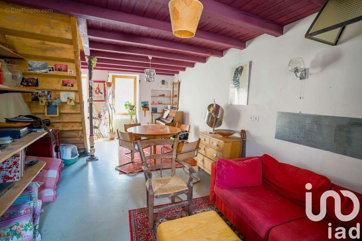 Maison 140 m² à Montjaux  - photo 4