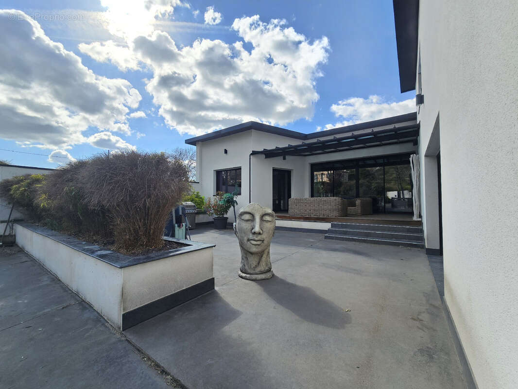Maison à CUSSET