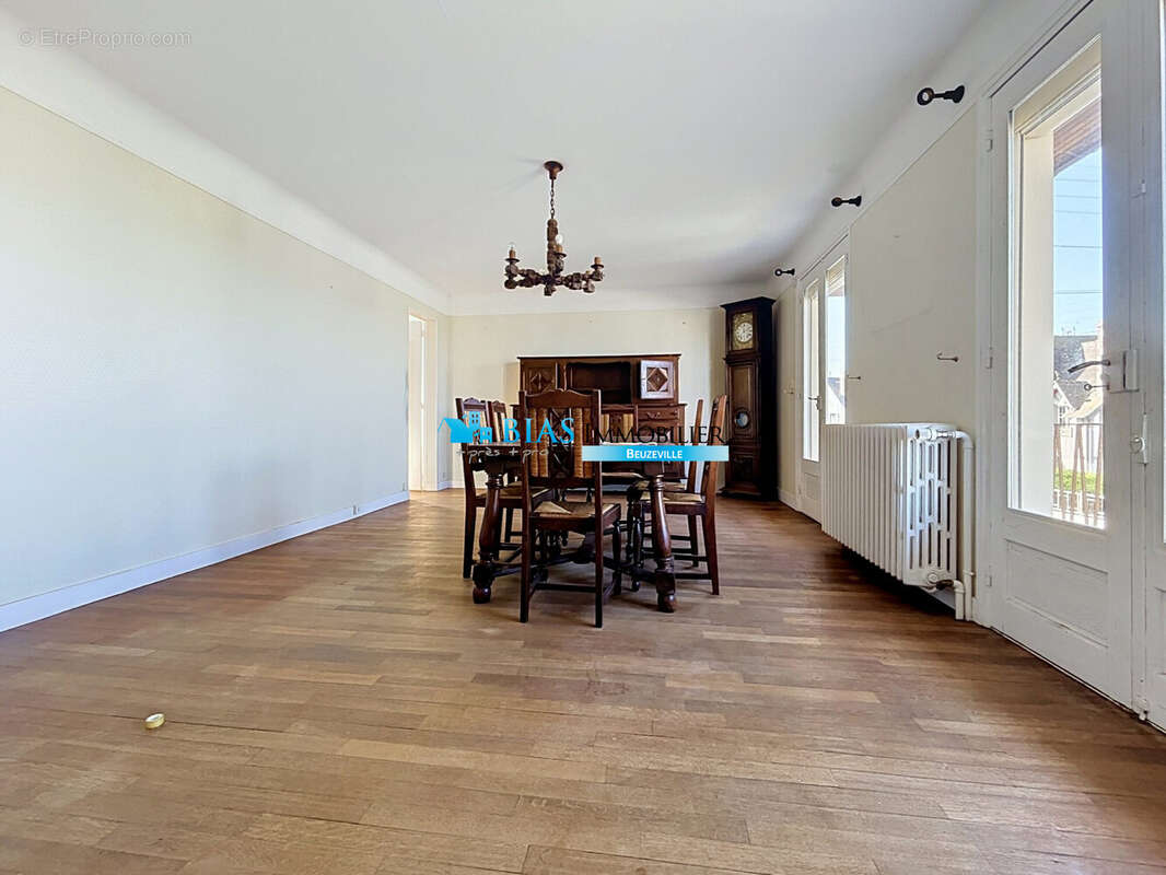 Maison 146 m² à Trouville-Sur-Mer  - photo 4