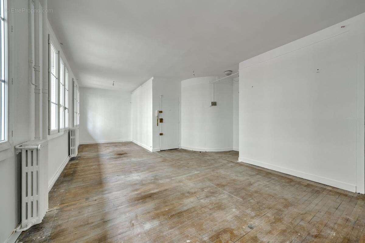 Appartement à ISSY-LES-MOULINEAUX