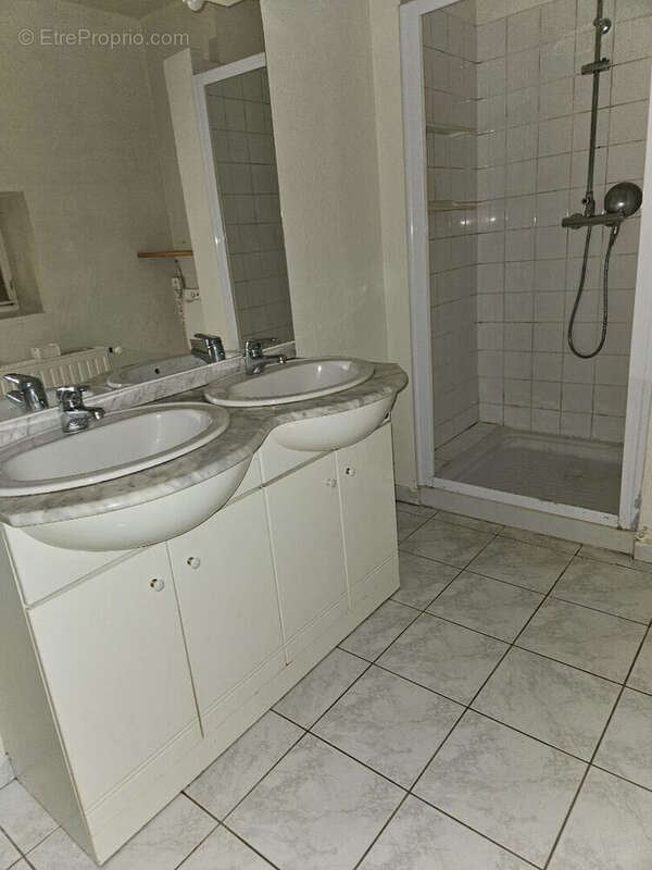 Maison en pierre rénovée à deux pas du village de Cubjac-Auvézère-Val d'Ans - photo 11