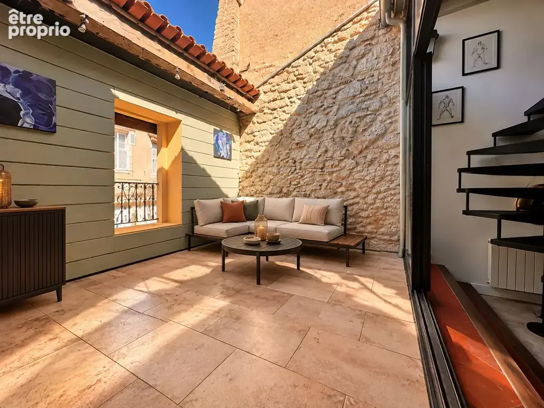 Triplex Atypique avec Terrasse et Garage - photo 6