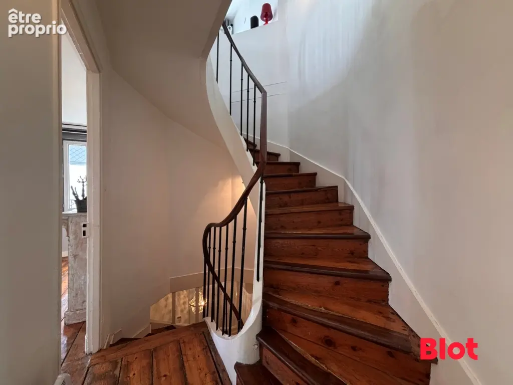Appartement 170 m² à Brest  - photo 8