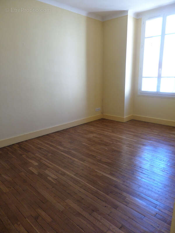 Appartement à SAINTE-SAVINE