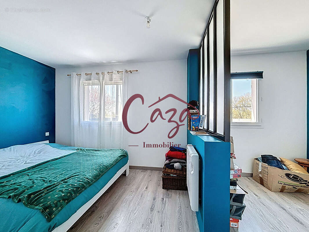 Maison à CAMBLANES-ET-MEYNAC