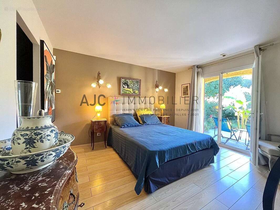 Maison à SAINT-ETIENNE-DU-GRES