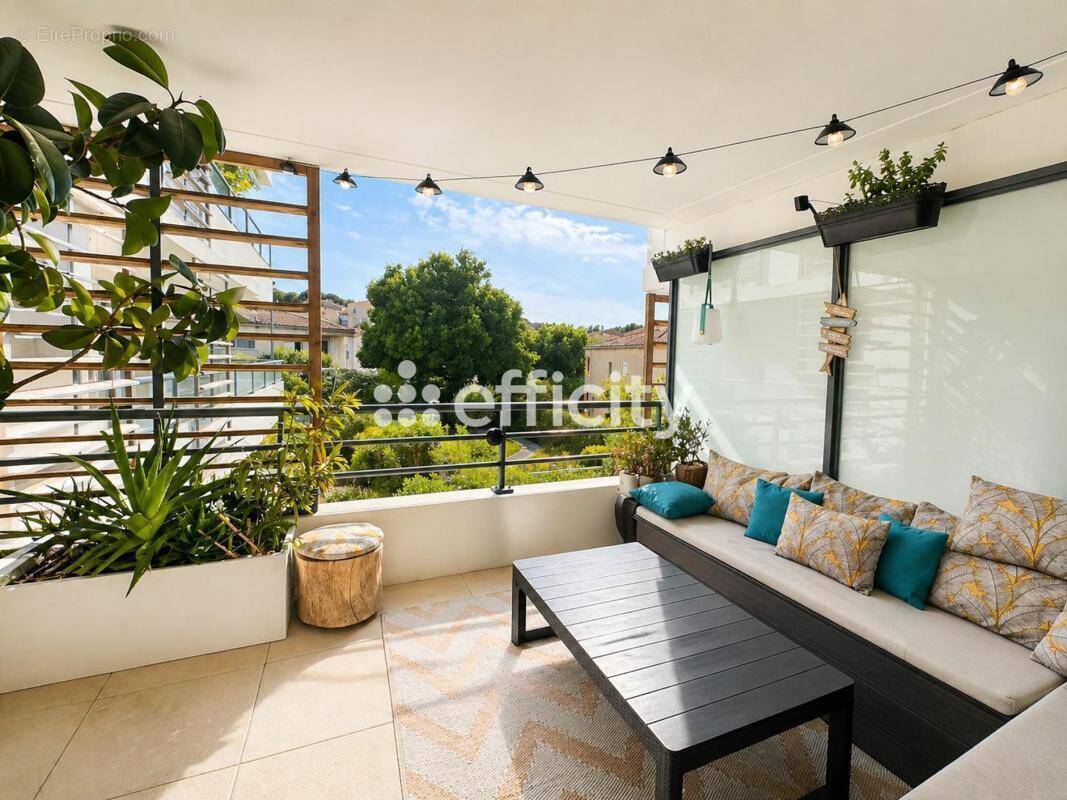 Appartement à MARSEILLE-8E