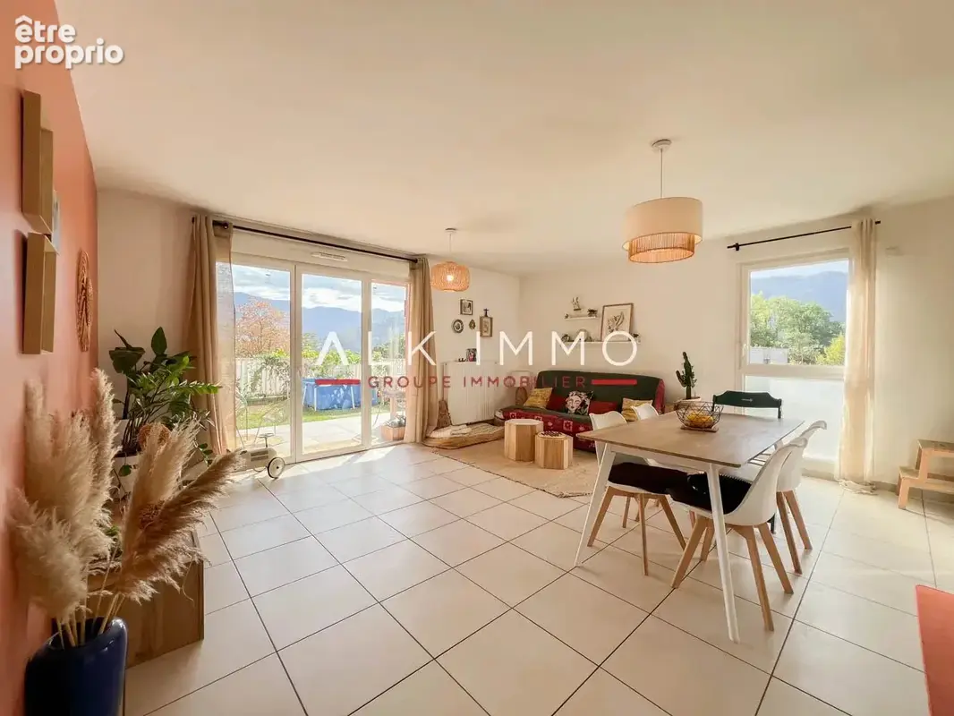T4 avec terrasse et jardin à la vue sur les montagnes - photo 2