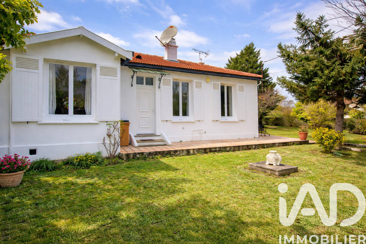Photo 1 - Maison à SAULNIERES