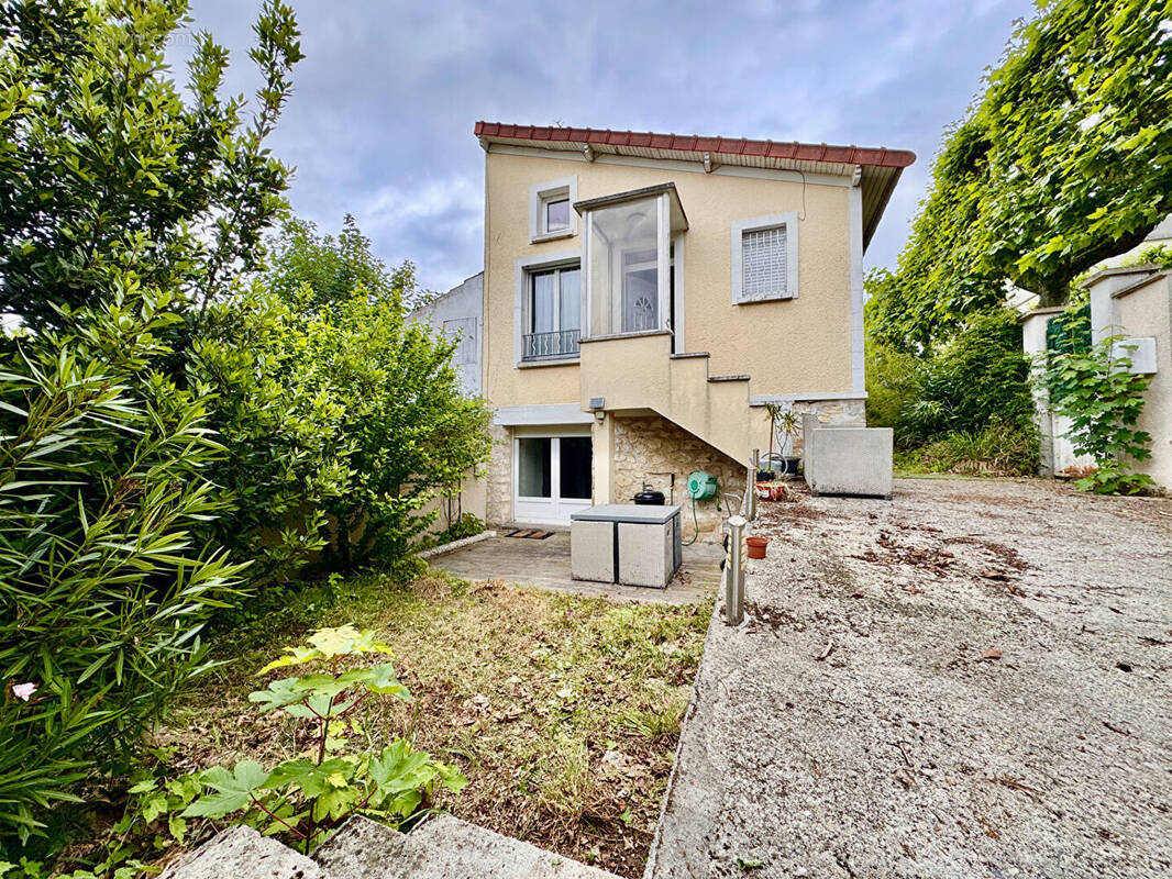 Maison à CHAMPIGNY-SUR-MARNE