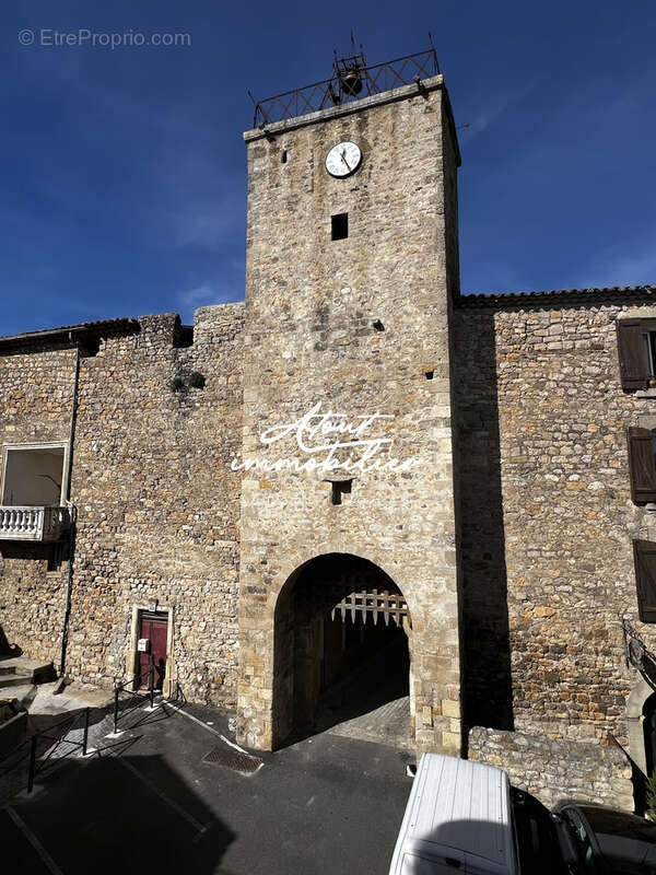 Maison à NEBIAN