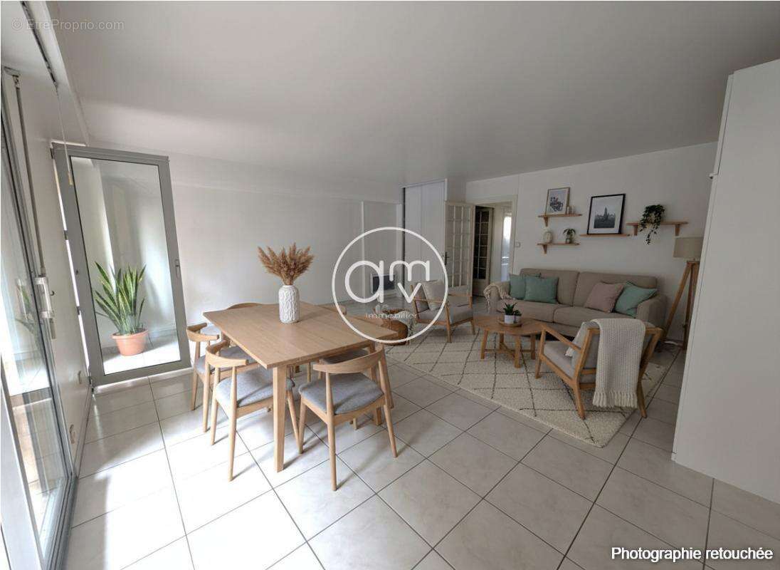 Appartement à HYERES