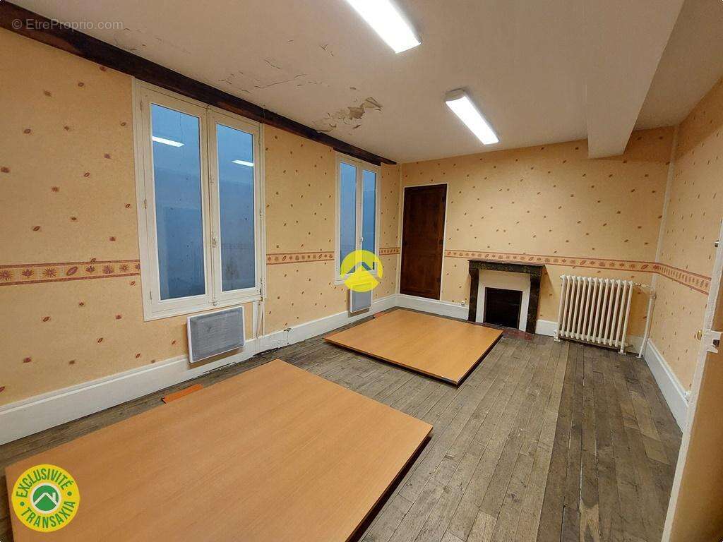 Maison à ANCY-LE-FRANC