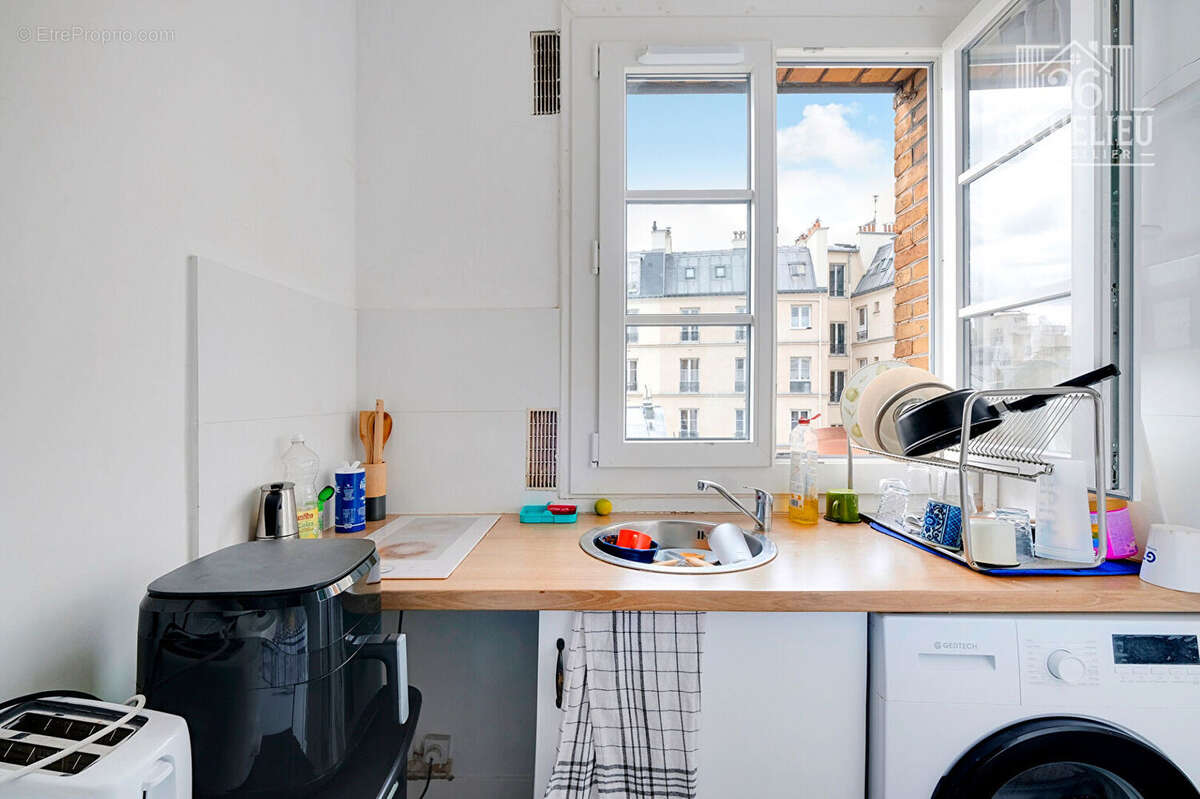 Appartement à PARIS-20E