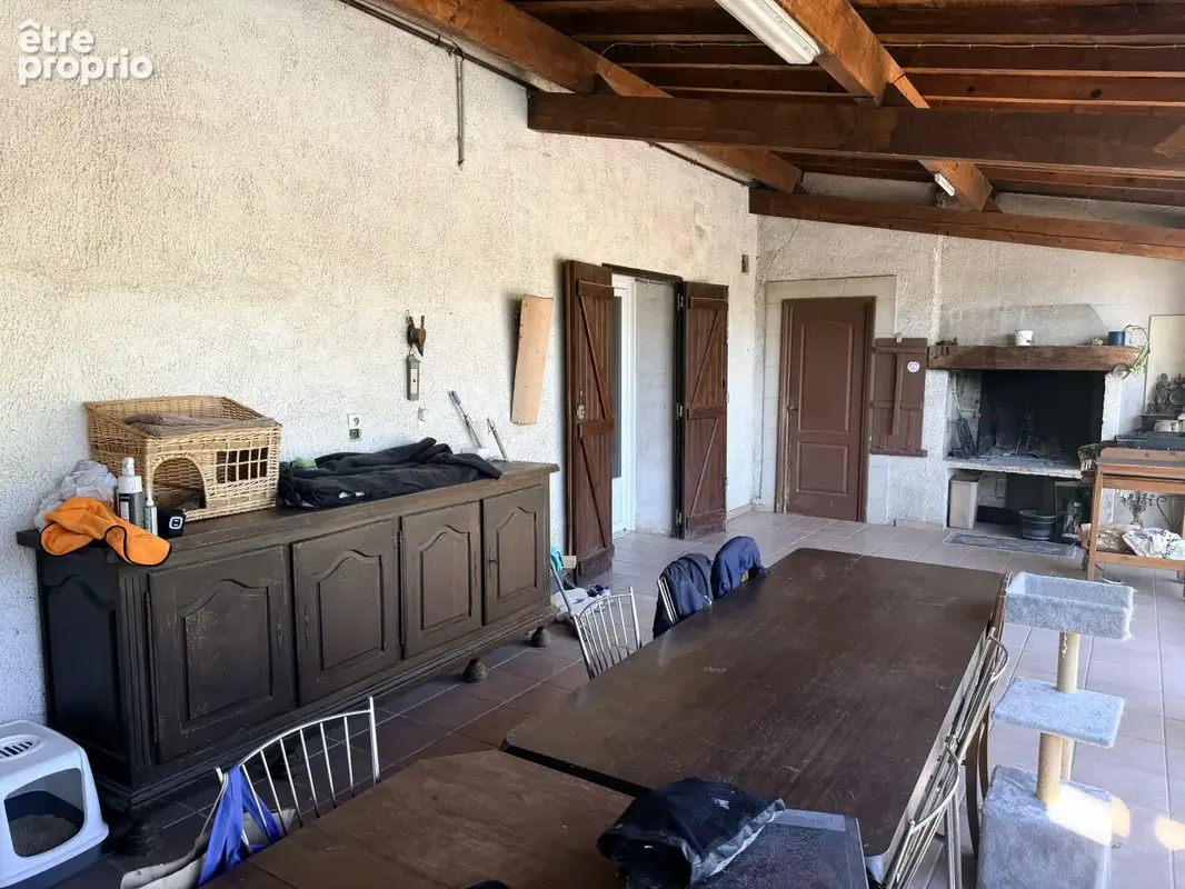 Maison vigneronne 158 m2, 3 580 m2 de terrain, 2 garages - photo 9